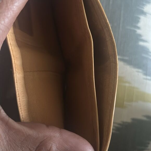 Tan Leather Key Card Holder Minimalist Design - Picture 6 of 7